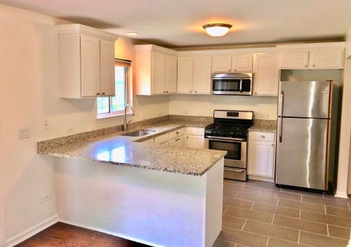 226 Wellington Cir, Gurnee, IL 60031-6222