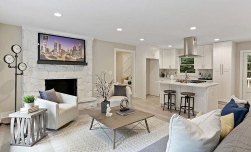 4904 Lakeside Dr, Atlanta GA  30360-1760 exterior