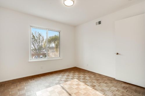 2467 Lacey Dr, Milpitas CA 95035-6122 exterior