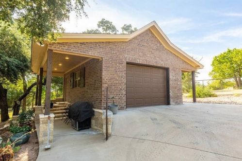 3608 De Cordova Ranch Rd, Granbury TX 76049-6262 exterior