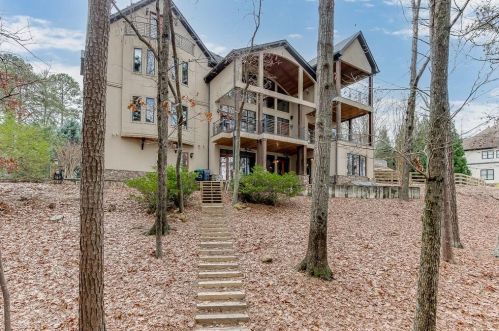 6555 Old Shadburn Ferry Rd, Buford, GA 30518-1327