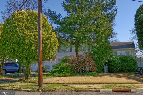 1465 Oriental Ave, Gloucester, NJ 08030-2242