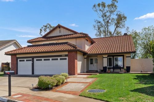 21442 Calle Sendero, El Toro, CA 92630-2157