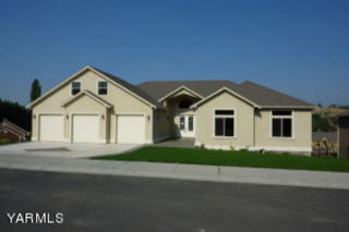 600 72nd Ave, Yakima, WA 98908-1819