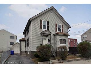 67 Vale St, Pawtucket, RI 02860-4868