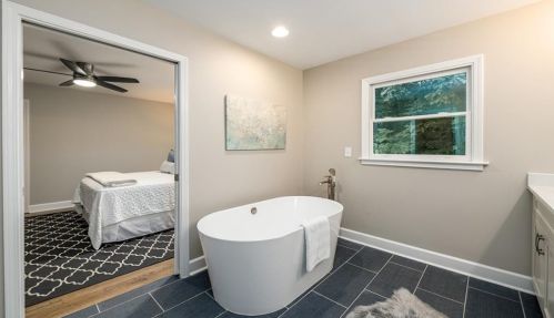 2662 Foster Ridge Rd, Atlanta GA  30345-2014 exterior
