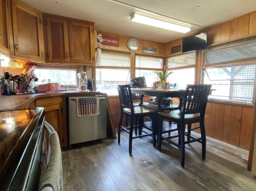 11 Edgewood Park Dr, Unity, NH 03773-1701