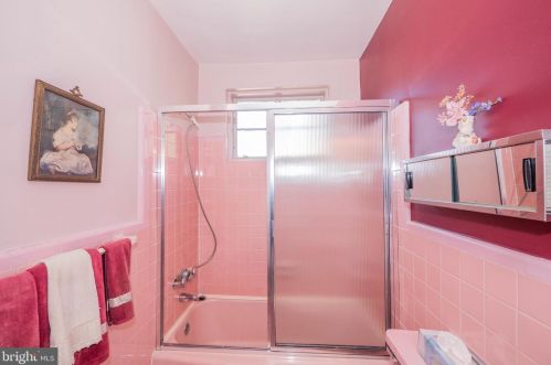 8921 2 Ave, Silver Spring MD 20910-2149 exterior