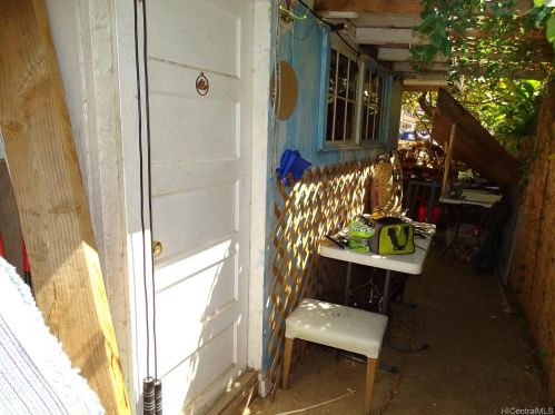 746 Makaleka Ave, Honolulu HI  96816-6003 exterior