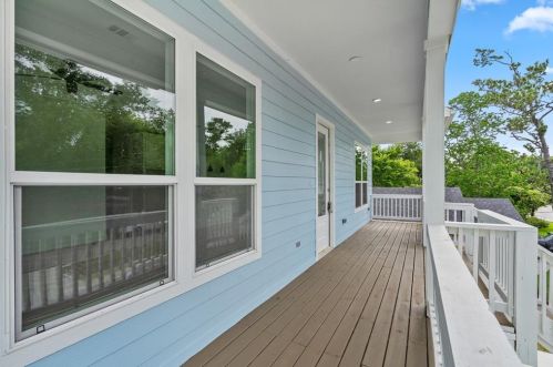 2922 Seargent St, Taylor Lake Village TX  77586-3210 exterior