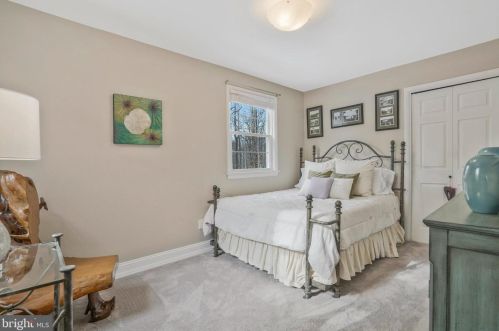 7619 Highland St, Springfield VA  22150-3934 exterior