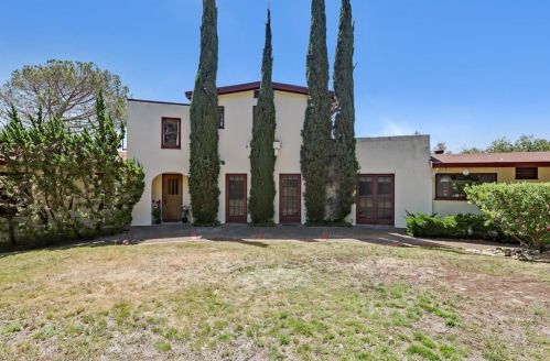 653 Cabrillo Ave, Palo Alto, CA 94305-8403