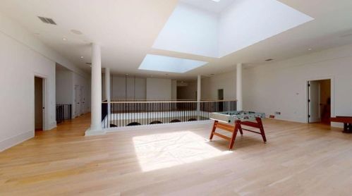 3206 Arden Rd, Atlanta GA  30327-1262 exterior