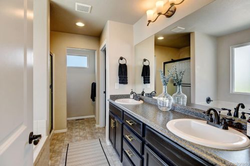 8521 13th St, Greeley CO 80634 exterior