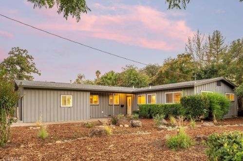 1041 Downing Ave, Chico, CA 95926-2823