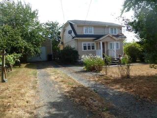 265 5th St, Coquille, OR 97423-1111