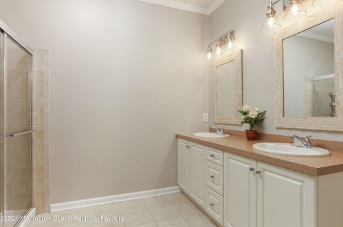 622 Ml Pond Way, Tinton Falls NJ 07724-2478 exterior