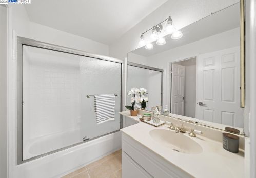3731 Crow Canyon Rd, San Ramon, CA 94582-1472