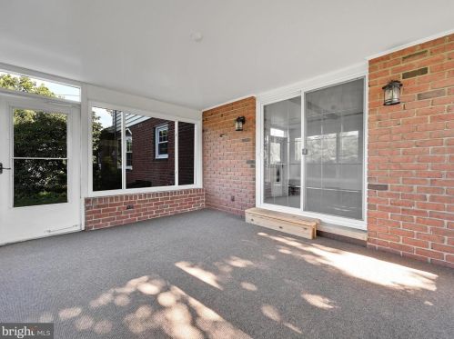 355 Richland Dr, Lancaster PA  17601-3631 exterior