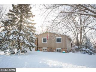2415 Driftwood Ln, Stillwater, MN 55082-5366