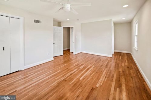 14604 Cobblestone Dr, Silver Spring MD 20905-5807 exterior