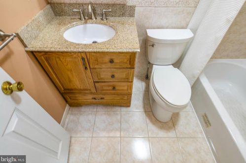 2017 Featherwood St, Silver Spring MD 20904-6643 exterior