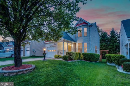 13037 Thrift Ln, Woodbridge, VA 22193-6106