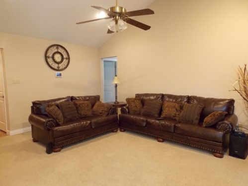 7809 Kramer Ct, Fort Worth TX  76112-4518 exterior