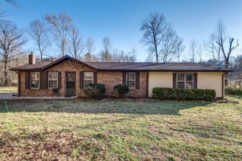 6992 Mill Creek Rd, Lyles, TN 37098-1568