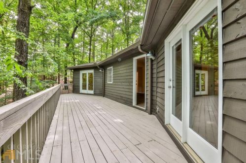 451 Acadia Dr, Ellijay, GA 30540-5635