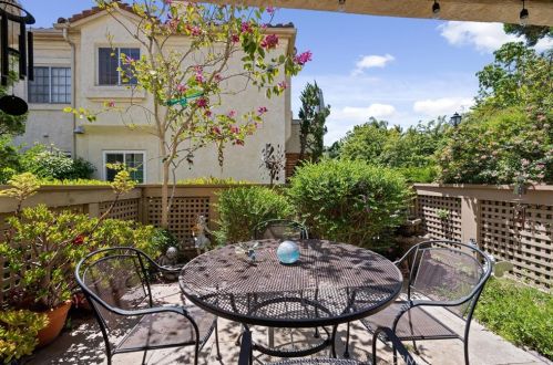740 Breeze Hill Rd, Vista CA  92081-4301 exterior
