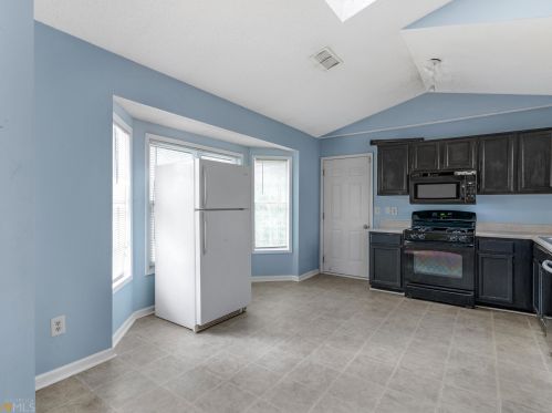 129 Oakland Blvd, Stockbridge GA  30281-3673 exterior