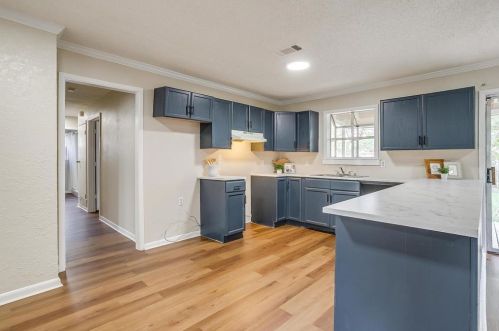 5112 Sabelle Ln, Fort Worth TX  76117-2438 exterior