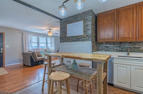 421 Willow Grove St, Hackettstown NJ  07840-1855 exterior