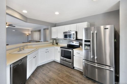 883 Willow Dr, Denver CO  80603-7762 exterior