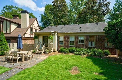 106 Huntington Rd, Atlanta GA  30309-1503 exterior