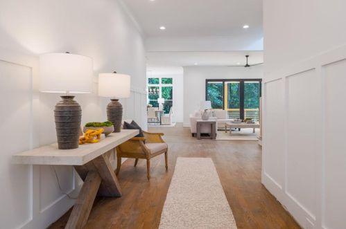277 Green Hill Rd, Atlanta, GA 30342-2042