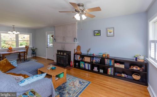 15 Marshall Pl, Fredericksburg, VA 22405-2937