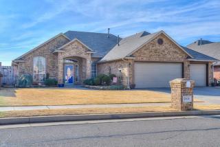 10616 38th St, Yukon, OK 73099-6002