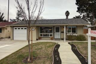 1271 Hollyhock St, Livermore, CA 94551-1405