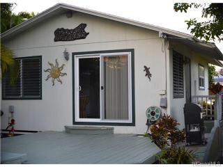 470 Kainalu Dr, Kailua, HI 96734-2127
