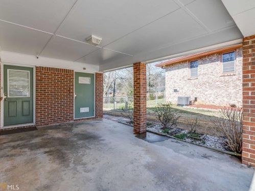 3032 Bobolink Dr, Rex GA exterior