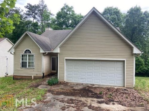 110 Valley Dr, Stockbridge, GA 30281-3879