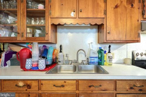 22 Middle St, Hanover PA 17331-3746 exterior