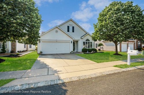 32 Congressional Rd, Jackson Twp, NJ 08527-4018