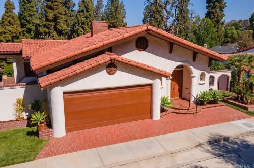 6723 Hillside Ln, Whittier, CA 90602-1938