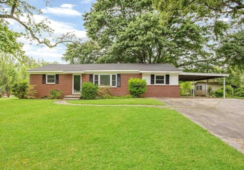 572 Jo Ann Dr, Marietta, GA 30067-7028