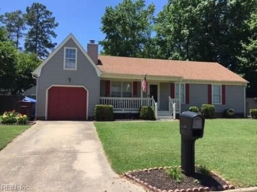 728 Albemarle Ct, Chesapeake, VA 23322-8643