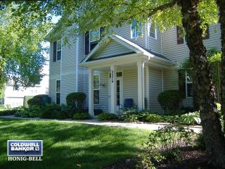 2276 Graystone Dr, Joliet IL  60431-8785 exterior