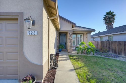 522 Arlingdale Cir, Rio Linda, CA 95673-1479